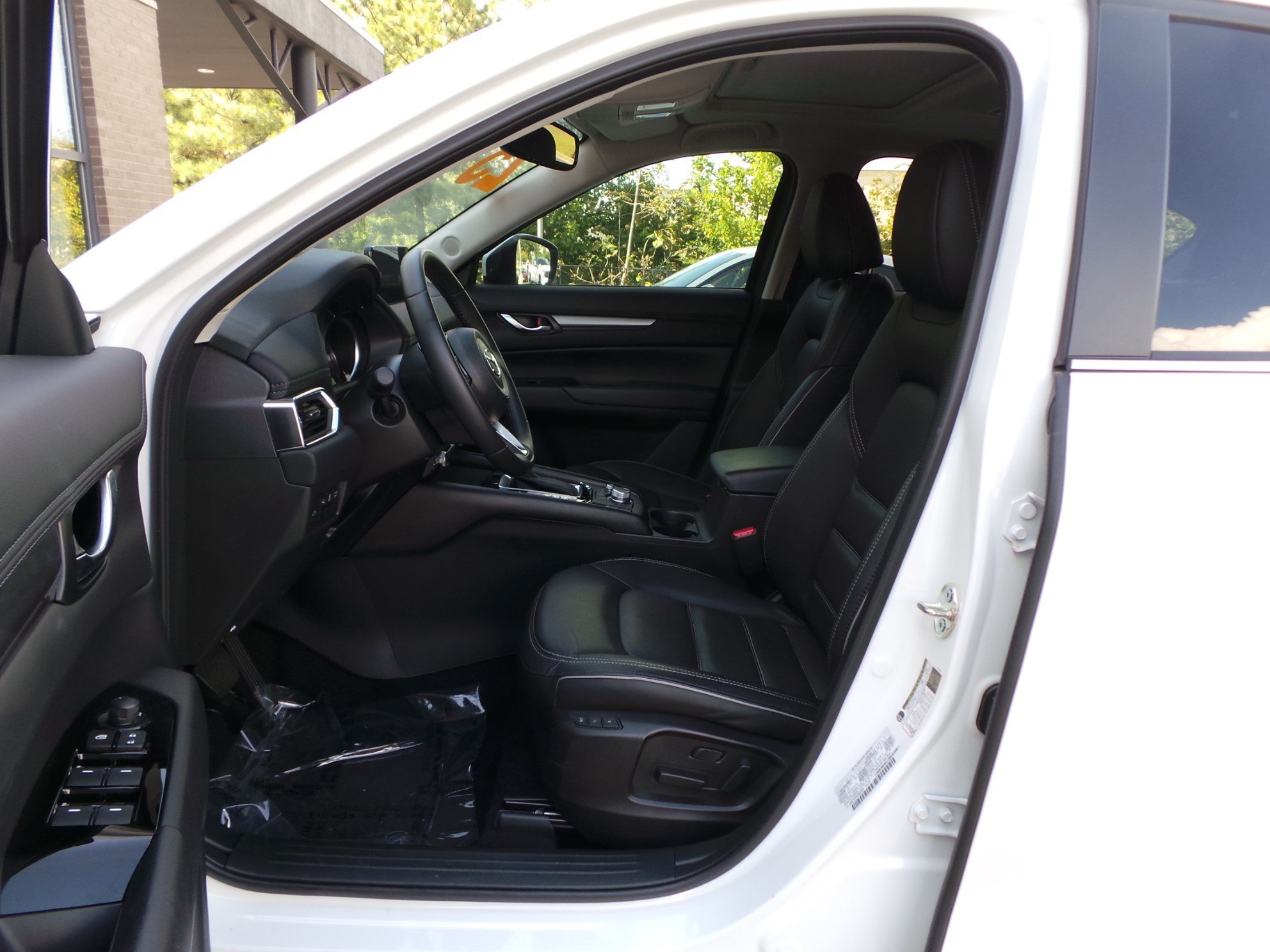 Used 2025 MAZDA CX-5 AWD 2.5 S w/ Preferred Package image 19