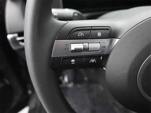 New 2026 Hyundai Tucson SEL image 18