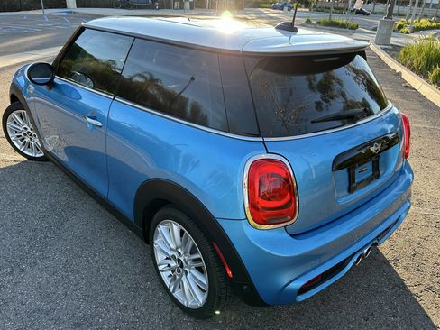 Used 2015 MINI Cooper S image 4