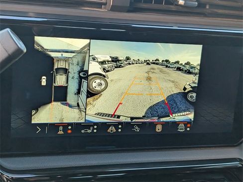 Used 2024 GMC Sierra 2500 AT4 w/ AT4 Premium Plus Package image 13