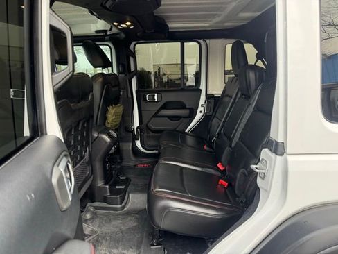 Used 2019 Jeep Wrangler Unlimited Rubicon w/ Safety Group image 14