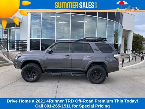 Used 2021 Toyota 4Runner TRD Off-Road Premium w/ Moonroof Package AWD/4WD image 2