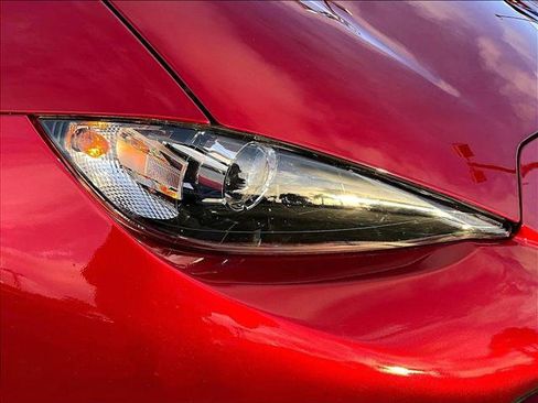 Used 2020 MAZDA MX-5 Miata RF Grand Touring image 27