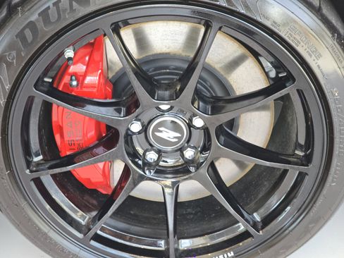 New 2026 Nissan Z NISMO w/ Floor Mat Package RWD image 3