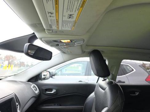 Used 2021 Jeep Compass Latitude w/ Sun and Sound Group image 7