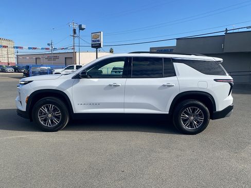 New 2026 Chevrolet Traverse LT FWD image 7