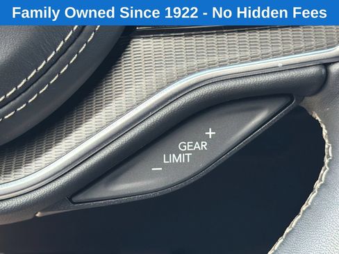 Used 2025 Jeep Grand Wagoneer L Series II Obsidian w/ Quick Order Packagew 28T AWD/4WD image 30
