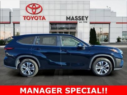 Used 2024 Toyota Highlander XLE