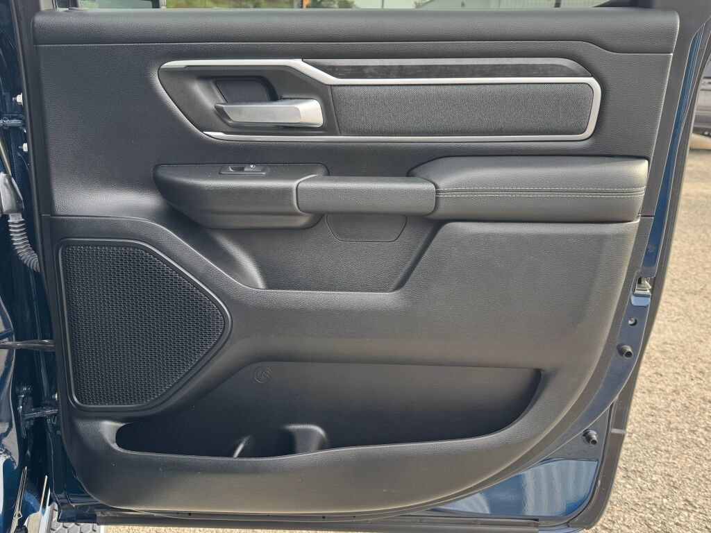Used 2021 RAM 1500 Big Horn AWD/4WD image 18