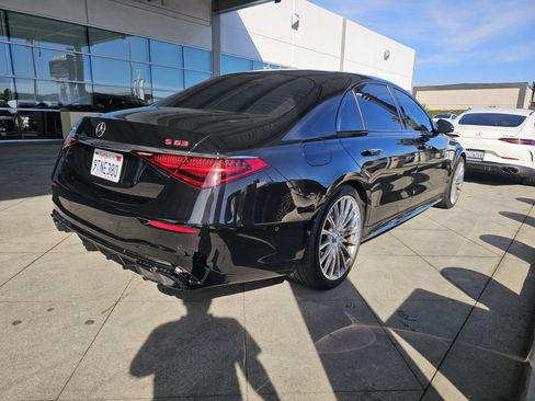 Used 2025 Mercedes-Benz S 63 AMG S image 2
