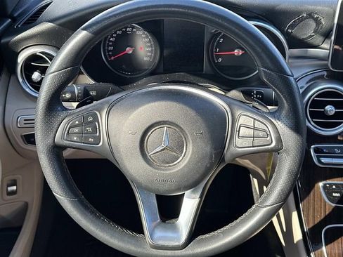 Used 2018 Mercedes-Benz C 300 4MATIC Sedan image 22
