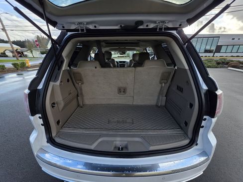 Used 2016 GMC Acadia Denali image 20