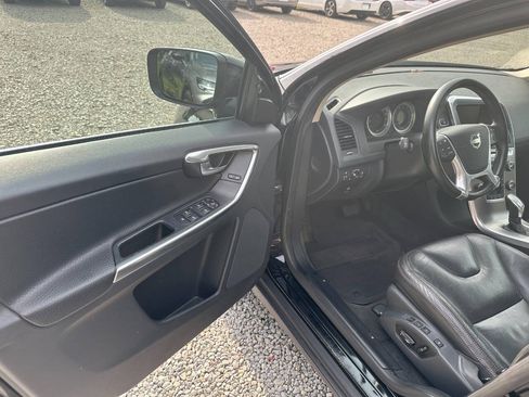 Used 2013 Volvo XC60 3.2 FWD image 9