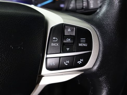 Used 2023 Ford Explorer XLT w/ Equipment Group 202A AWD/4WD image 47