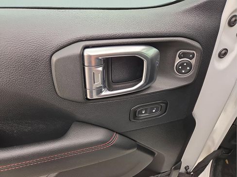 Used 2020 Jeep Gladiator Rubicon image 14