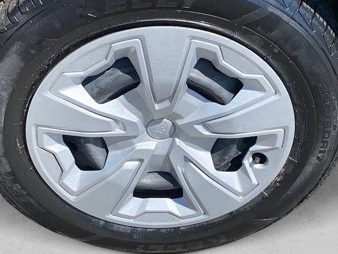 Used 2024 Subaru Forester AWD/4WD image 26
