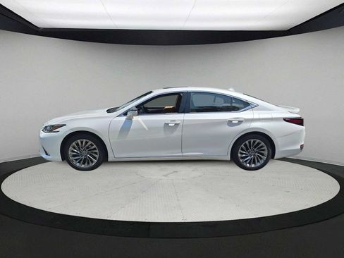 Used 2024 Lexus ES 300h w/ Technology Package FWD image 5