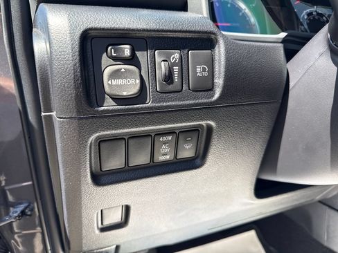 Used 2023 Toyota 4Runner TRD Off-Road Premium AWD/4WD image 29