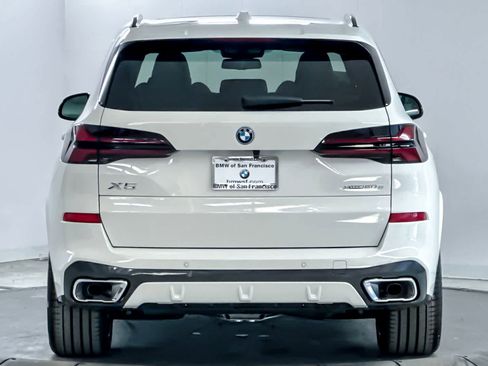 New 2026 BMW X5 xDrive50e w/ M Sport Package image 7