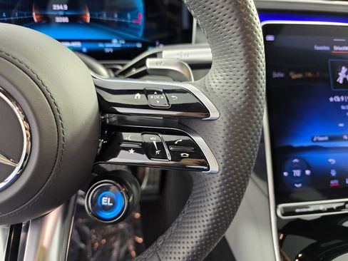 Used 2025 Mercedes-Benz S 63 AMG S image 22