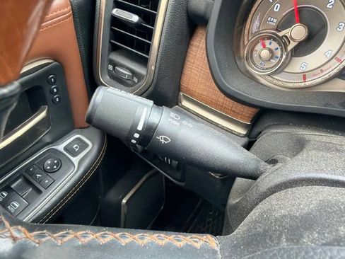 Used 2019 RAM 3500 Limited AWD/4WD image 27