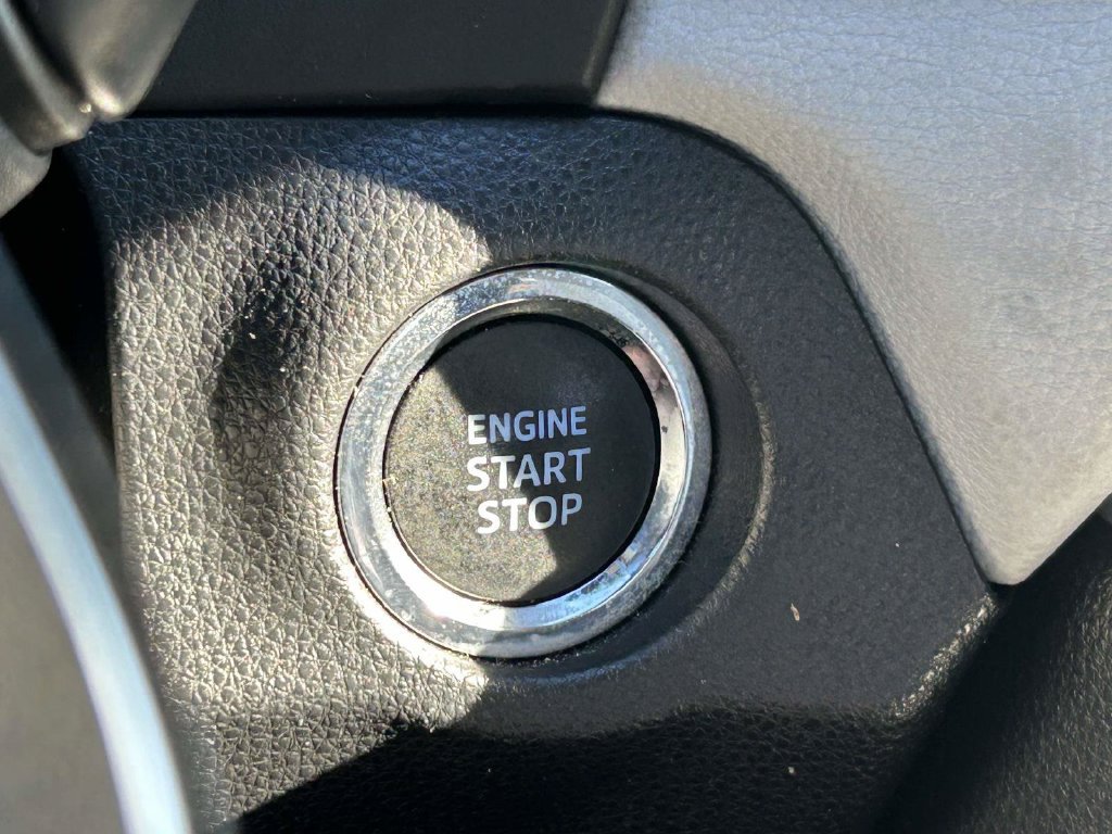 Used 2019 Toyota RAV4 XLE Premium FWD image 37