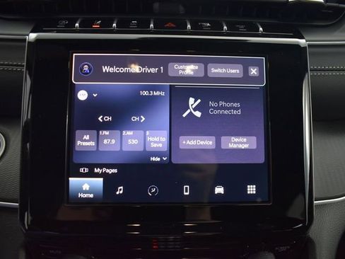 New 2025 Jeep Grand Cherokee Laredo X w/ Trailer Tow Package image 19