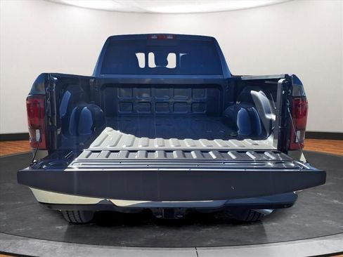 New 2025 RAM 2500 Big Horn AWD/4WD image 13