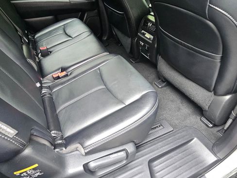 Used 2020 Nissan Pathfinder SL AWD/4WD image 20