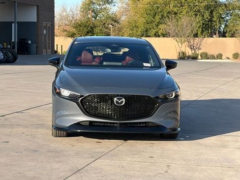 Used 2024 MAZDA MAZDA3 Hatchback w/Premium Plus Pkg image 5