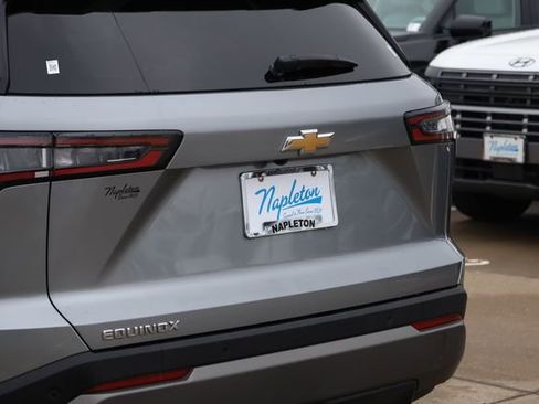 Used 2025 Chevrolet Equinox LT image 7