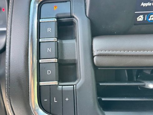 Used 2023 Chevrolet Tahoe LS AWD/4WD image 19
