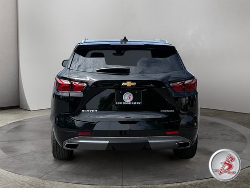 Used 2020 Chevrolet Blazer Premier w/ Driver Confidence II Package FWD image 6