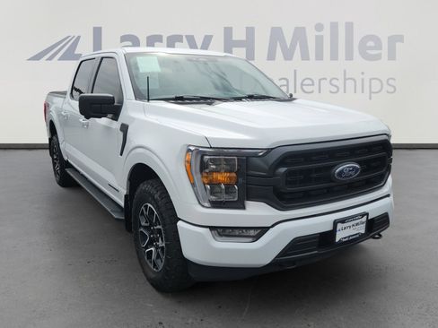 Certified 2022 Ford F150 XLT w/ Equipment Group 302A High image 7