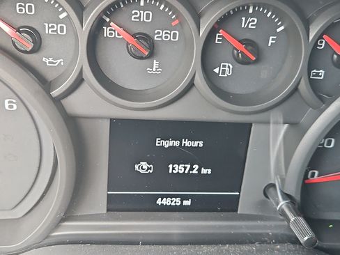 Used 2022 Chevrolet Silverado 1500 Custom image 7