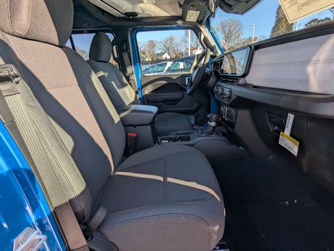 New 2026 Jeep Gladiator Sport image 22