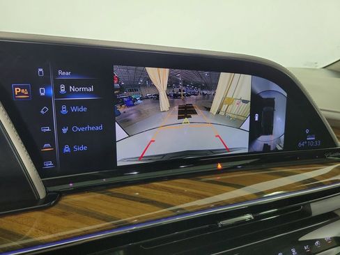Certified 2024 Cadillac Escalade ESV Sport Platinum w/ LPO, Floor Liner Package AWD/4WD image 28