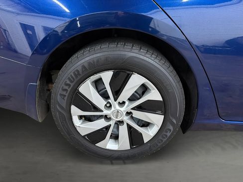 Used 2020 Nissan Altima 2.5 S FWD image 44
