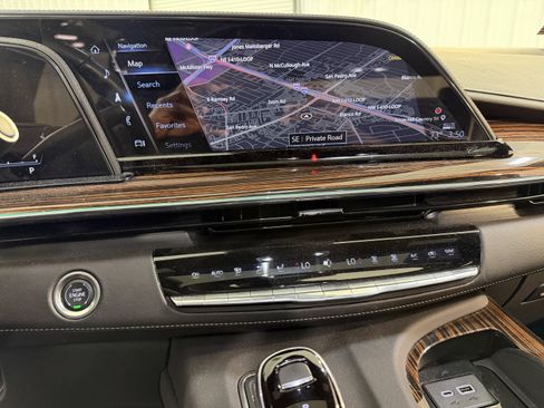 Used 2024 Cadillac Escalade ESV Premium Luxury w/ Performance Package image 19