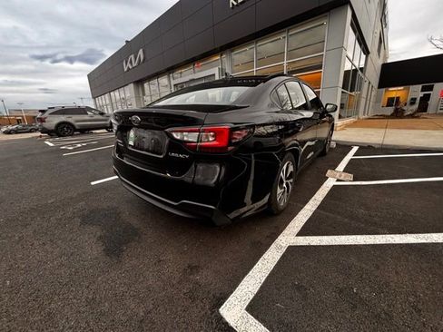 Used 2024 Subaru Legacy Premium image 3