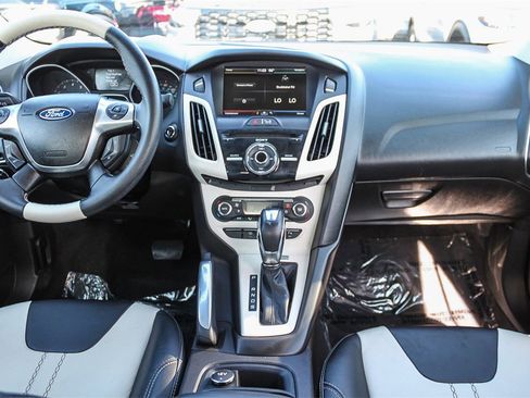 Used 2012 Ford Focus Titanium image 16