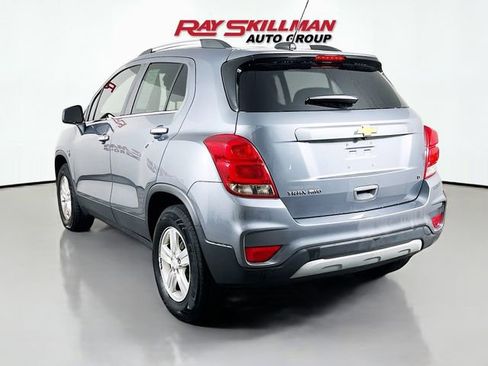 Used 2019 Chevrolet Trax LT w/ LT Convenience Package AWD/4WD image 5
