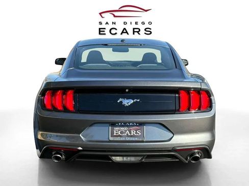 Used 2019 Ford Mustang Coupe image 6