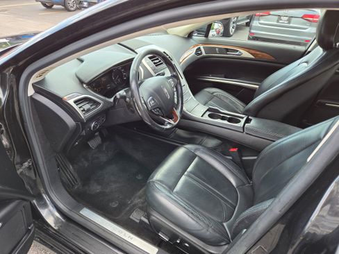 Used 2015 Lincoln MKZ w/ Equipment Group 101A Select FWD image 4