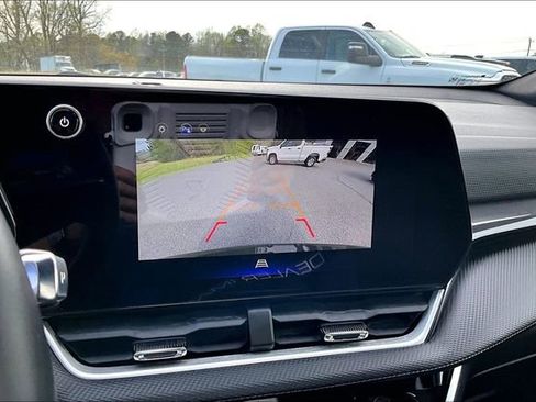 Used 2025 Chevrolet Equinox LT image 14