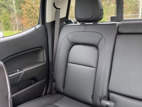 Used 2022 Chevrolet Colorado ZR2 image 6