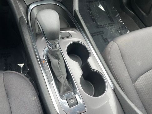 Used 2023 Chevrolet Malibu LT FWD image 13