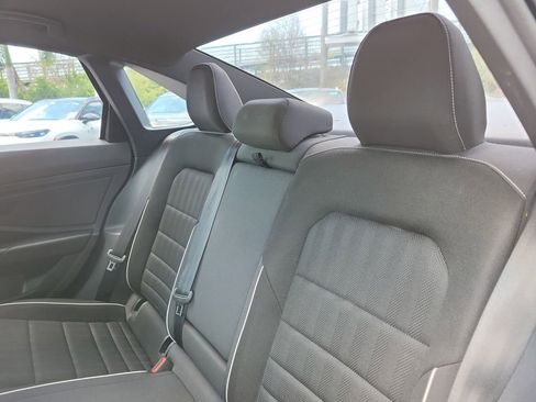 Used 2023 Volkswagen Jetta Sport image 9
