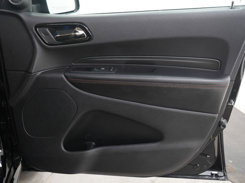 Used 2025 Dodge Durango GT AWD/4WD image 9