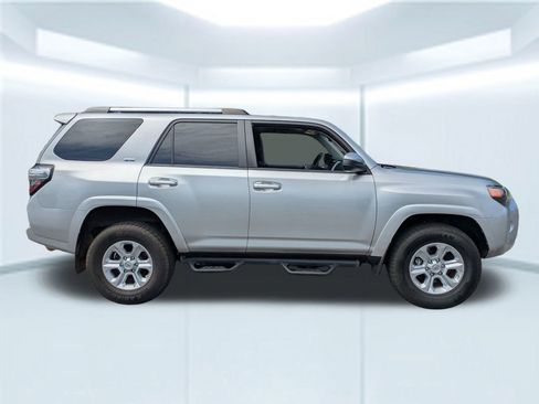 Used 2021 Toyota 4Runner SR5 image 7